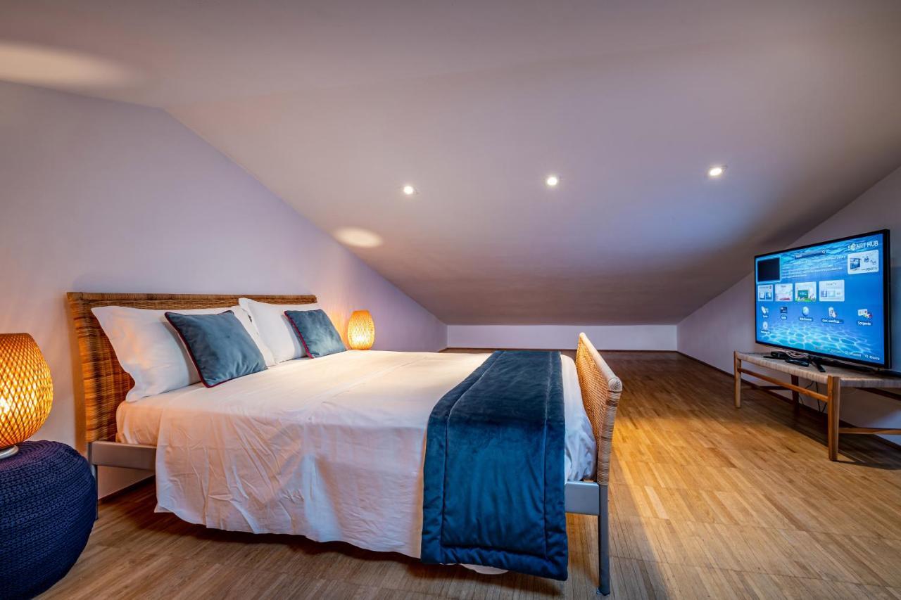 Yid Penthouse On Florence River With Parking Exterior foto